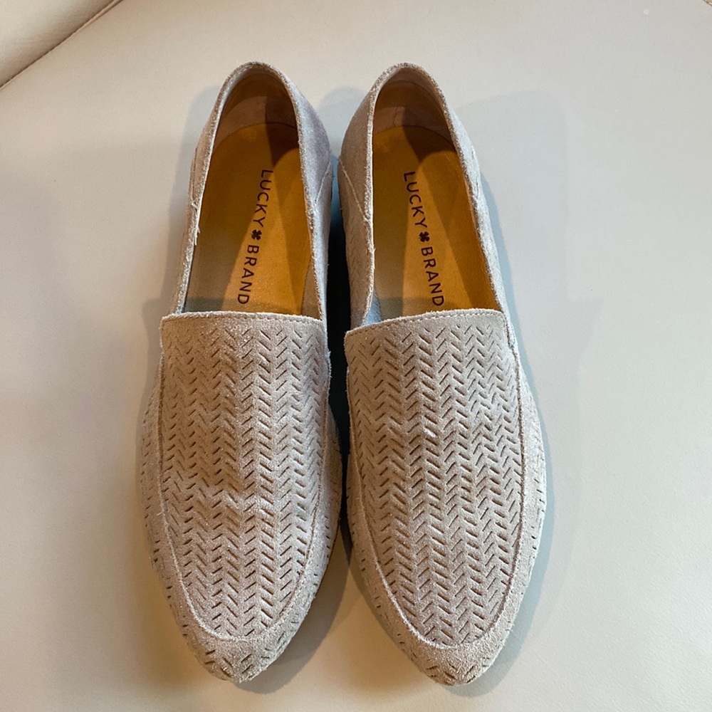 Lucky Brand size 7 flats